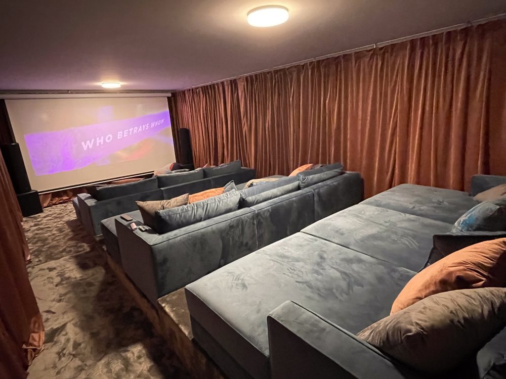 Private cinema